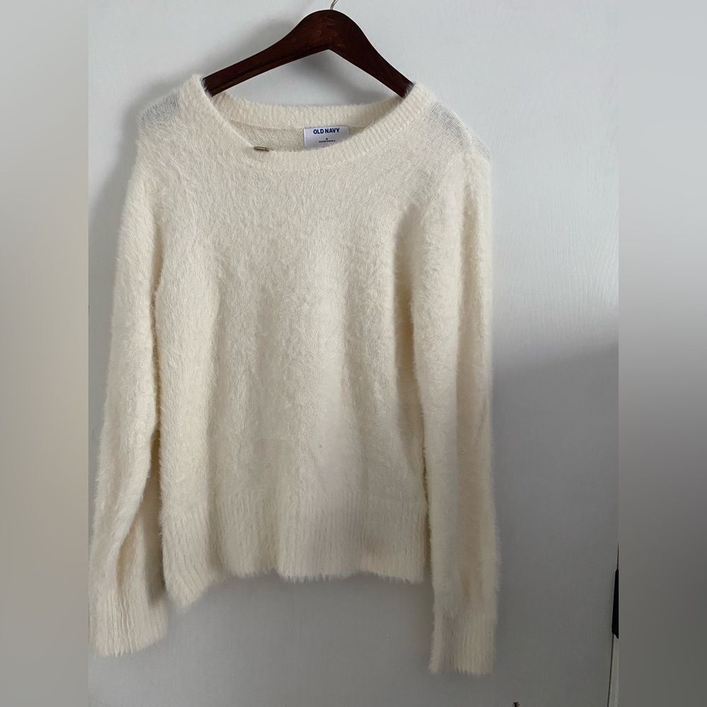 Old Navy Eyelash Sweater | Color: White | Size: Medium |